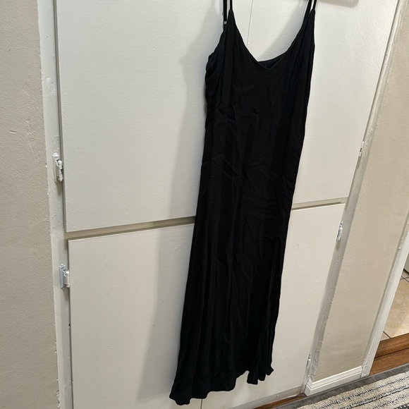 Classic Black Reformation Dress with High Slit - Picture 1 of 3